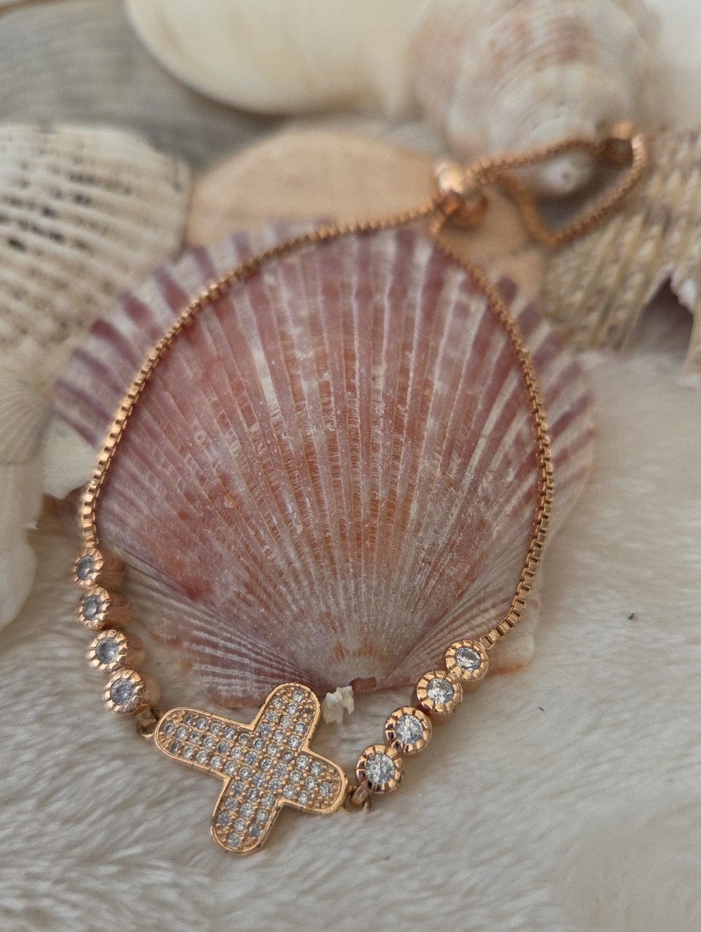 Rose Gold Adjustable Bolo Chain Bracelet. NWT.